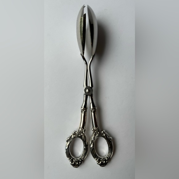 Web Weidlich Sterling Handle ANCESTRY Serving Tong No Mono